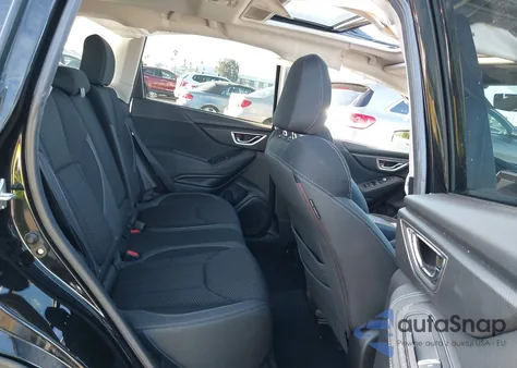 2019 Subaru Forester Premium z USA, uszkodzony, nr VIN JF2SKAGC0KH426432